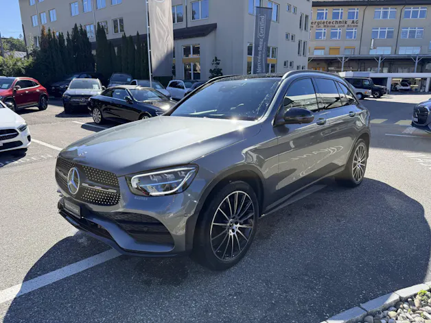 MERCEDES-BENZ GLC 300 d AMG Line 4m