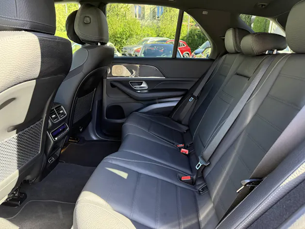 MERCEDES-BENZ GLE 300 d AMG Line 4matic