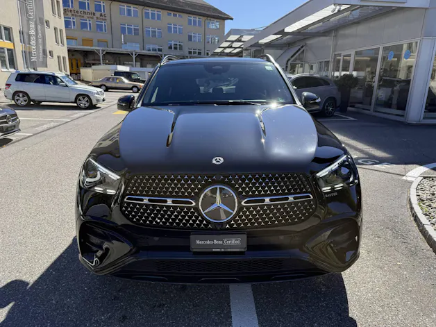 MERCEDES-BENZ GLE 300 d AMG Line 4matic