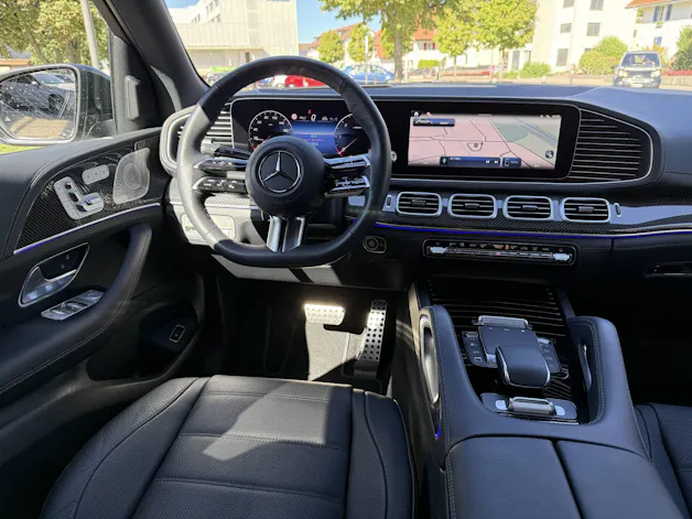 MERCEDES-BENZ GLE 300 d AMG Line 4matic