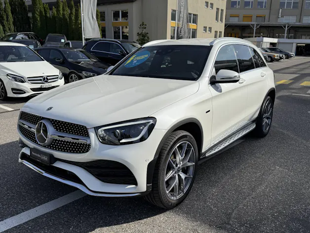 MERCEDES-BENZ GLC 300 de AMG Line 4m