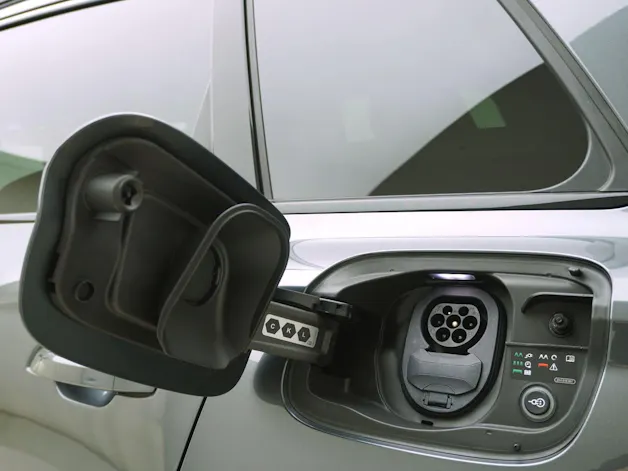 AUDI Q6 e-tron S line quattro