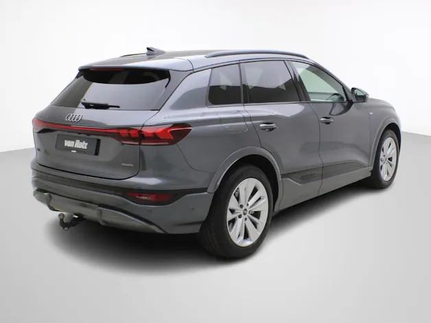 AUDI Q6 e-tron S line quattro