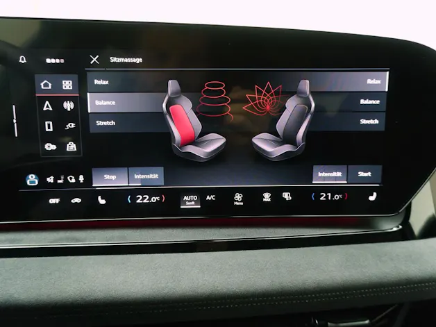 AUDI Q6 e-tron S line quattro