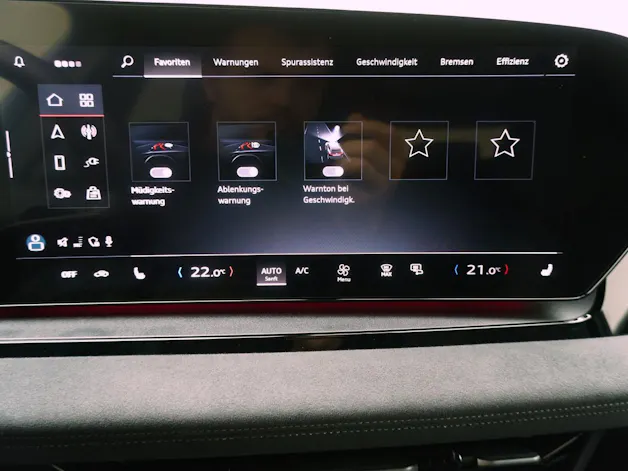 AUDI Q6 e-tron S line quattro