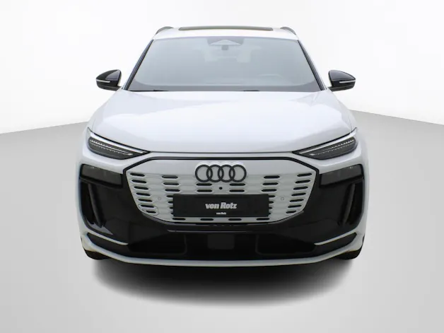 AUDI Q6 e-tron S line quattro