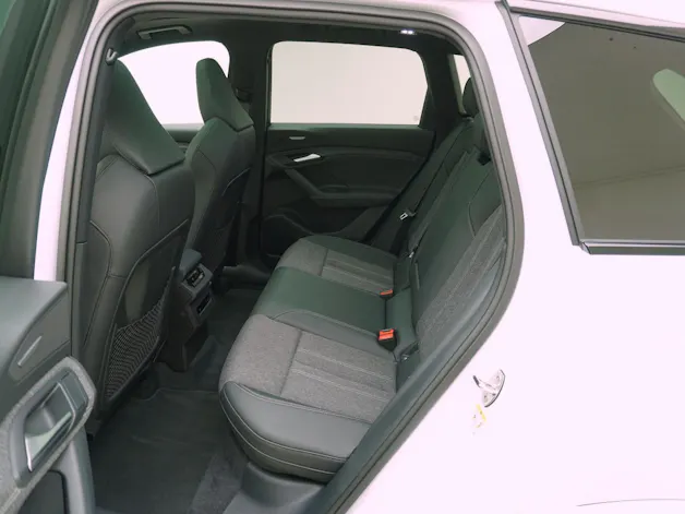 AUDI Q6 e-tron S line quattro