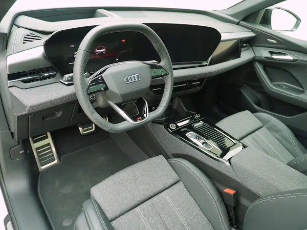 AUDI Q6 e-tron S line quattro