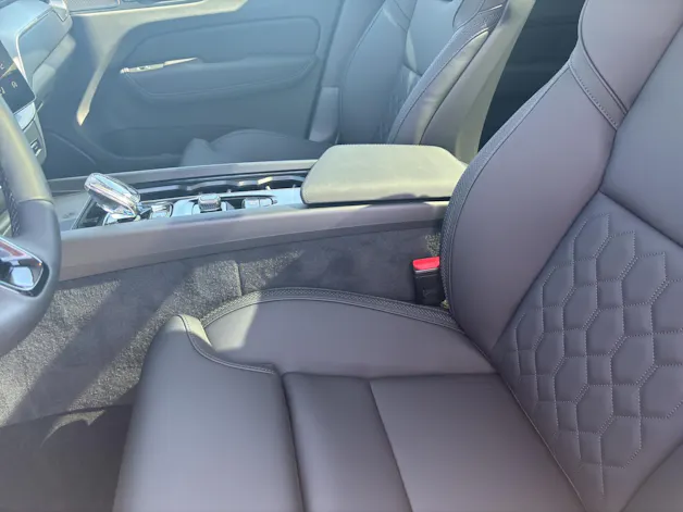 VOLVO XC60 2.0 T6 TE Ultra Dark eAWD