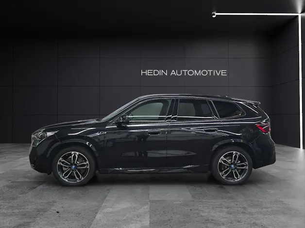BMW iX1 30xDrive