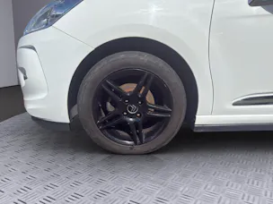 DS Automobiles DS3 1.6 HDi 90 So Chic