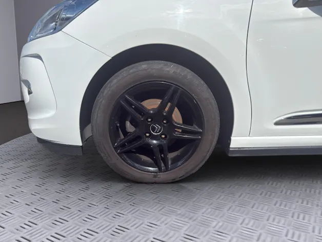 DS Automobiles DS3 1.6 HDi 90 So Chic