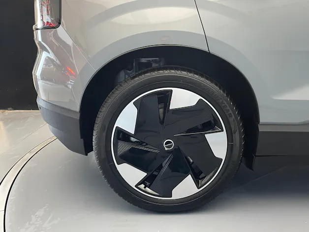 VOLVO EX30 E60 Plus