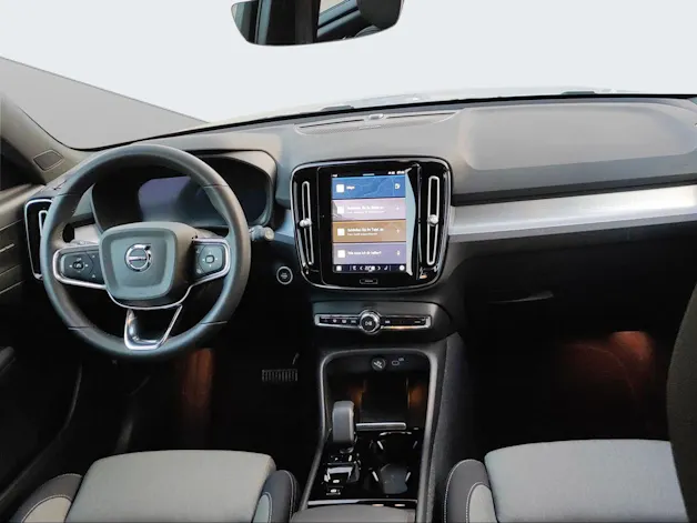 VOLVO XC40 2.0 B4 MH Plus Dark AWD