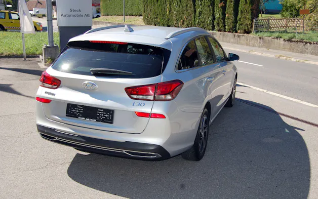 HYUNDAI i30 Wagon 1.5 T-GDi Amplia