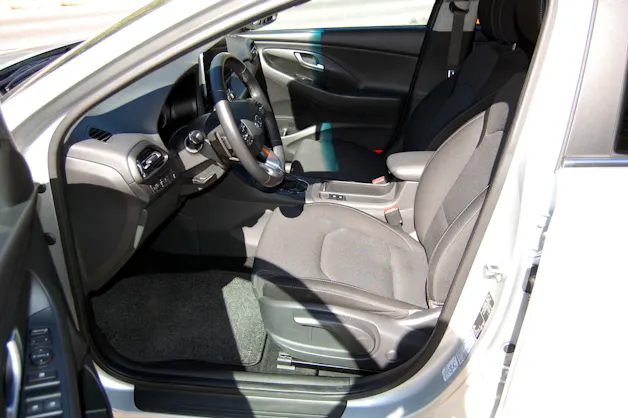 HYUNDAI i30 Wagon 1.5 T-GDi Amplia