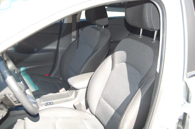 HYUNDAI i30 Wagon 1.5 T-GDi Amplia