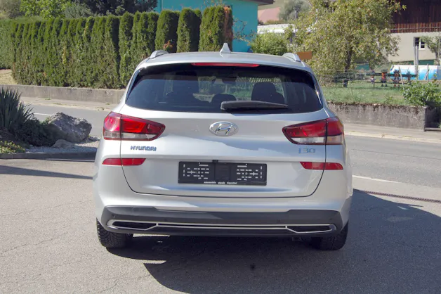 HYUNDAI i30 Wagon 1.5 T-GDi Amplia