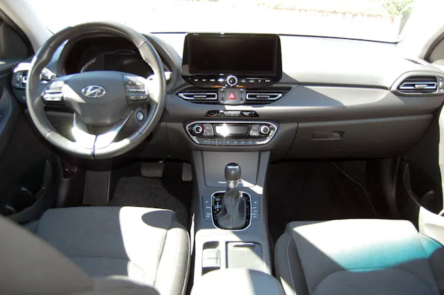 HYUNDAI i30 Wagon 1.5 T-GDi Amplia