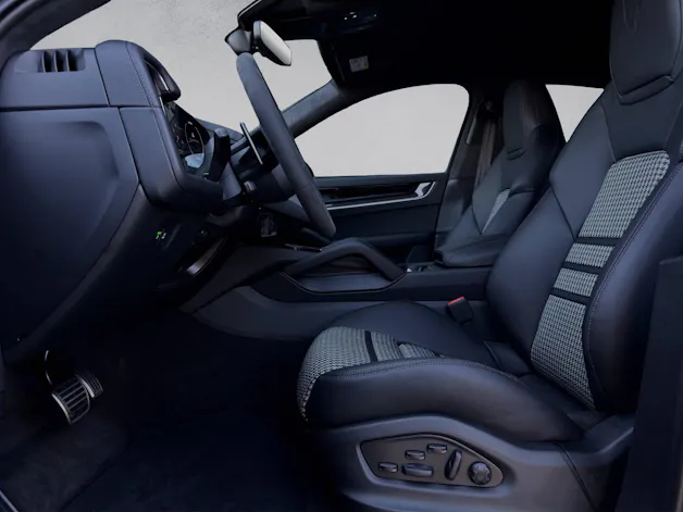 PORSCHE Cayenne S E-Hybrid Coupé Black Edition