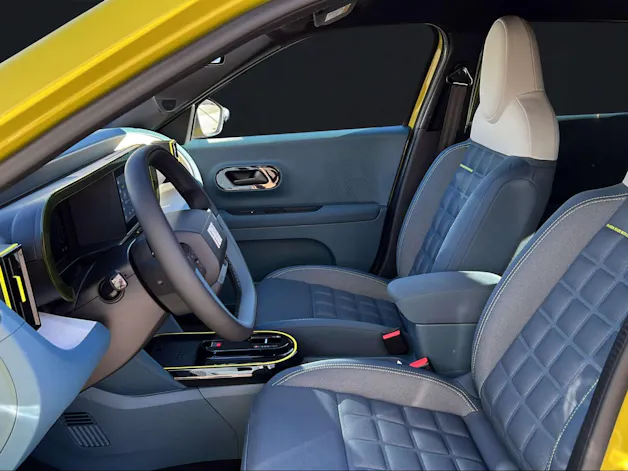 FIAT Grande Panda 1.2 Hybrid La Prima
