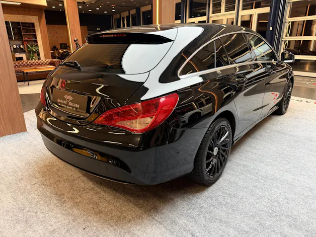 MERCEDES-BENZ CLA-Klasse X117 Shooting Brake CLA 200 d