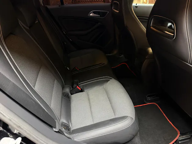 MERCEDES-BENZ CLA-Klasse X117 Shooting Brake CLA 200 d