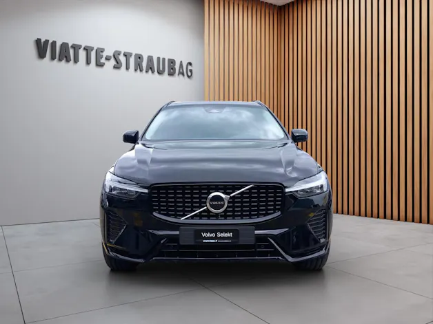 VOLVO XC60 2.0 B5 MH Plus Dark AWD