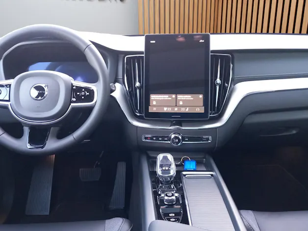 VOLVO XC60 2.0 T8 TE Black Edition eAWD
