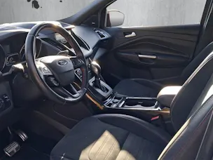 FORD Kuga 2.0 TDCi 180 ST-Line FPS