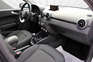 AUDI A1 Sportback 1.4 TFSI Sport S-LINE