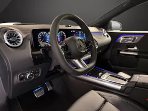 MERCEDES-BENZ GLA 250 4MATIC Swiss Star