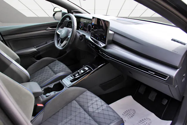 VW Golf 1.5 e TSI mHEV R-Line DSG