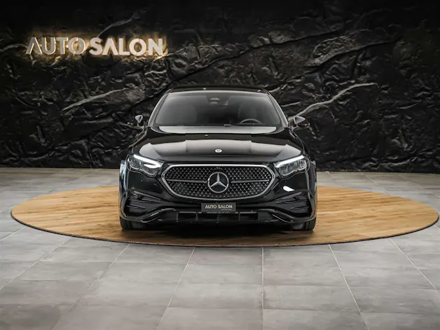 MERCEDES-BENZ E 220 d AMG Line 9G-Tronic *21" Felgen*Werksgarantie*Panorama*Lenkradheizung*