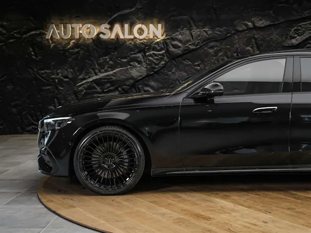 MERCEDES-BENZ E 220 d AMG Line 9G-Tronic *21" Felgen*Werksgarantie*Panorama*Lenkradheizung*