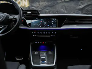 AUDI A3 Sportback 45 TFSI e S line S-tronic *CH Fahrzeug*Fahrerassistent*