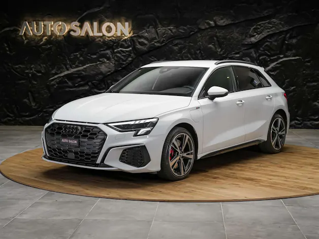 AUDI A3 Sportback 45 TFSI e S line S-tronic *CH Fahrzeug*Fahrerassistent*