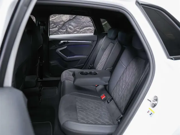 AUDI A3 Sportback 45 TFSI e S line S-tronic *CH Fahrzeug*Fahrerassistent*