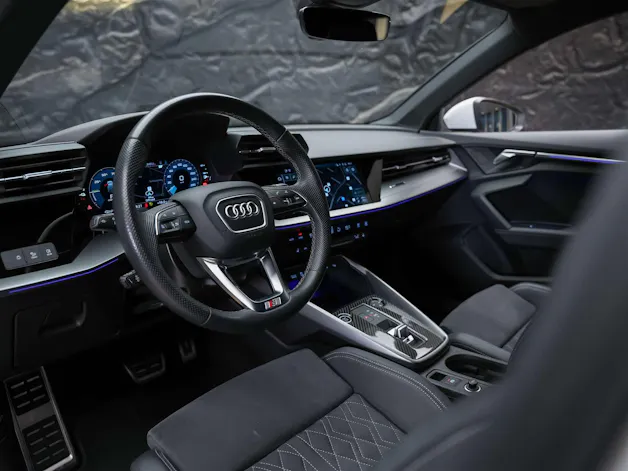 AUDI A3 Sportback 45 TFSI e S line S-tronic *CH Fahrzeug*Fahrerassistent*