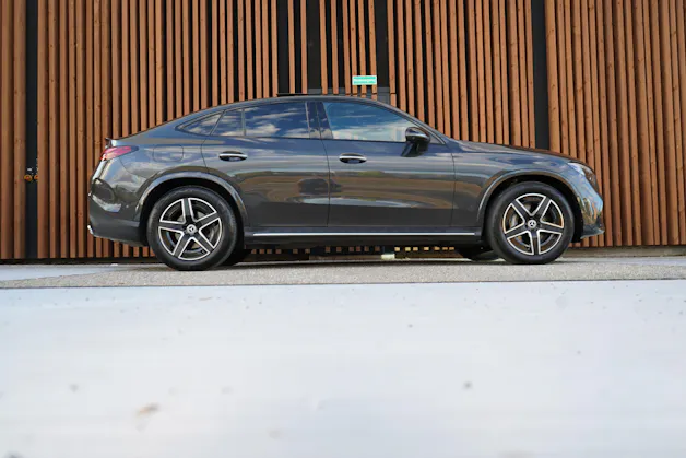 MERCEDES-BENZ GLC COUPÉ 220 D 4MATIC AMG LINE PLUS 9G-TRONIC l 197 PS