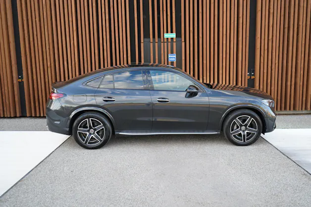 MERCEDES-BENZ GLC COUPÉ 220 D 4MATIC AMG LINE PLUS 9G-TRONIC l 197 PS