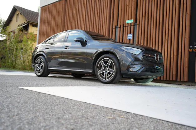 MERCEDES-BENZ GLC COUPÉ 220 D 4MATIC AMG LINE PLUS 9G-TRONIC l 197 PS