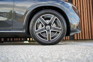 MERCEDES-BENZ GLC COUPÉ 220 D 4MATIC AMG LINE PLUS 9G-TRONIC l 197 PS