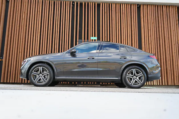 MERCEDES-BENZ GLC COUPÉ 220 D 4MATIC AMG LINE PLUS 9G-TRONIC l 197 PS