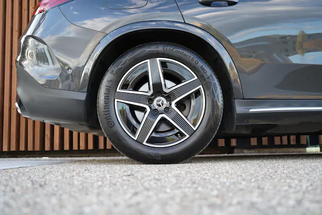 MERCEDES-BENZ GLC COUPÉ 220 D 4MATIC AMG LINE PLUS 9G-TRONIC l 197 PS