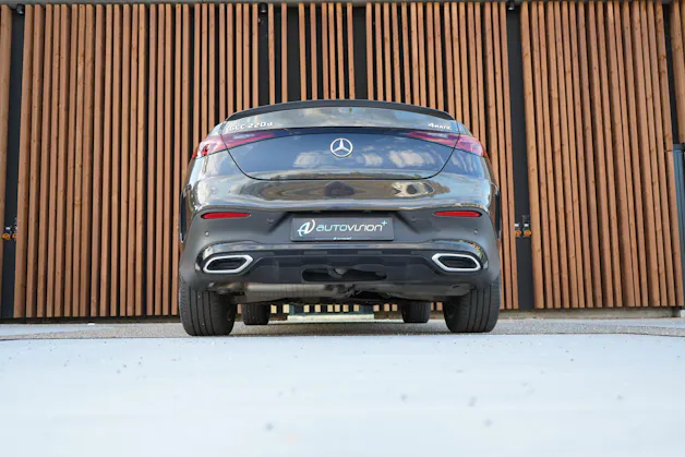 MERCEDES-BENZ GLC COUPÉ 220 D 4MATIC AMG LINE PLUS 9G-TRONIC l 197 PS