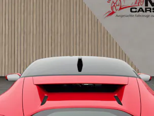 FERRARI SF90 Stradale