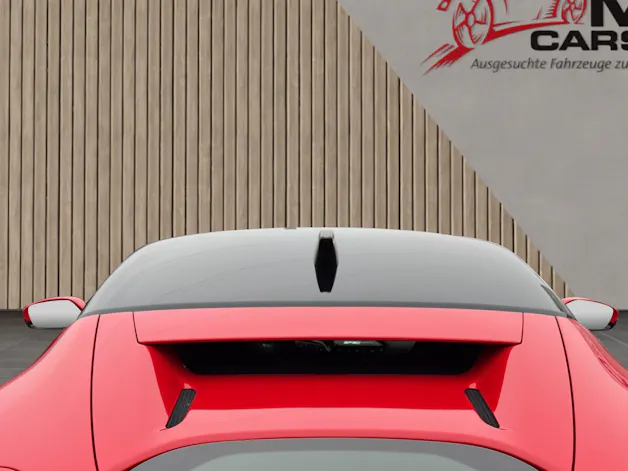 FERRARI SF90 Stradale