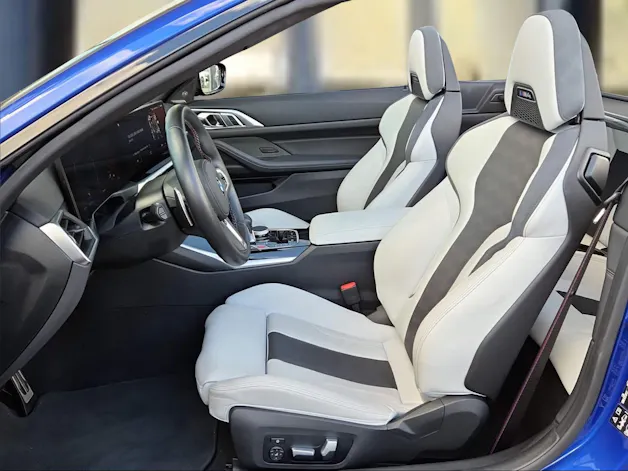 BMW M4 Cabrio Competition M xDrive Portimo Blau Metallic