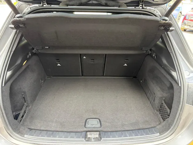 MERCEDES-BENZ GLA 250 AMG Line 4Matic
